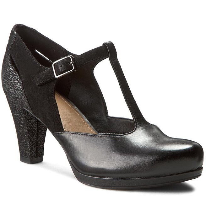 Clarks chorus deals