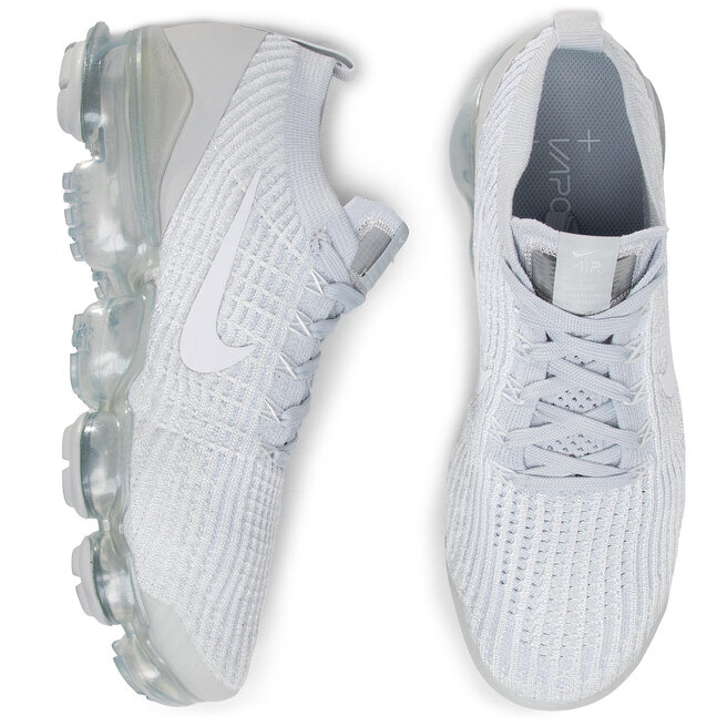 Triple white clearance vapormax flyknit
