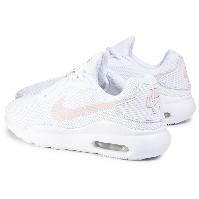 Nike oketo white 2025