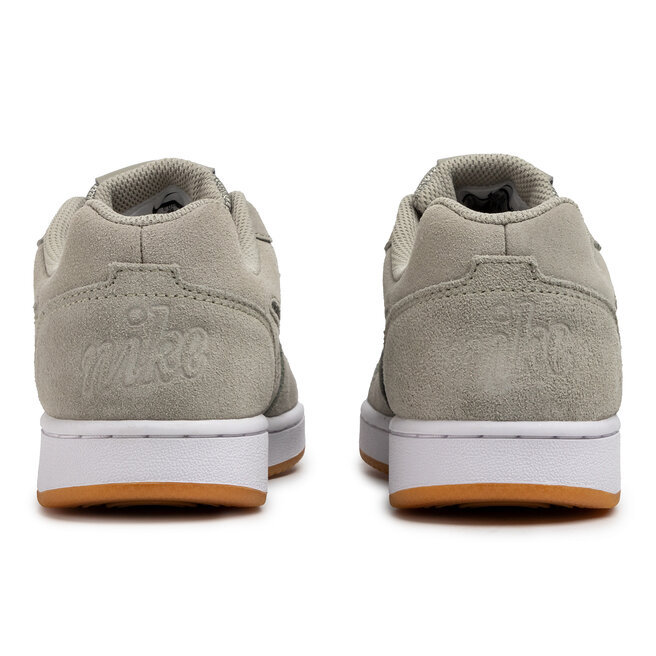 Nike aq2232 store