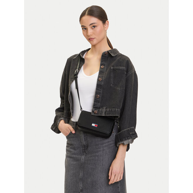 Torebka Tommy Jeans Tjw Must Flap Crossover AW0AW17553 Czarny -