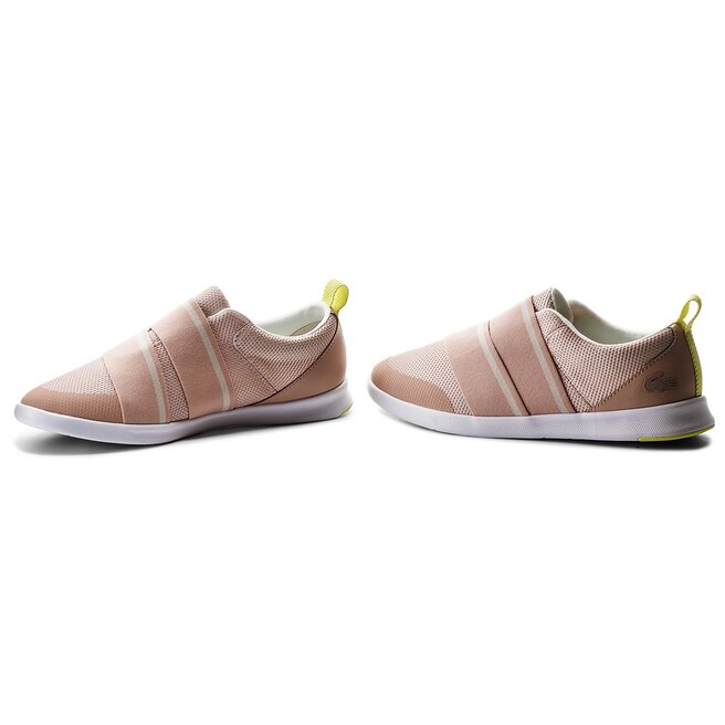 Lacoste avenir 218 store