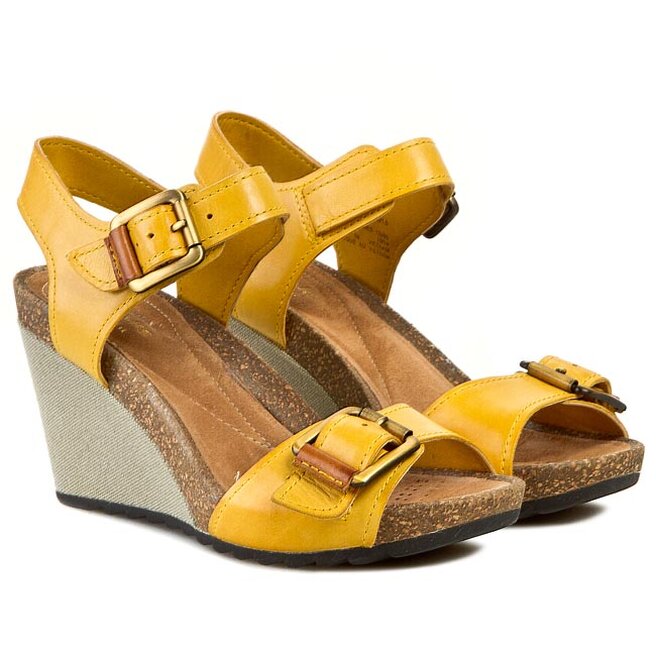 Clarks overly sparkle hotsell