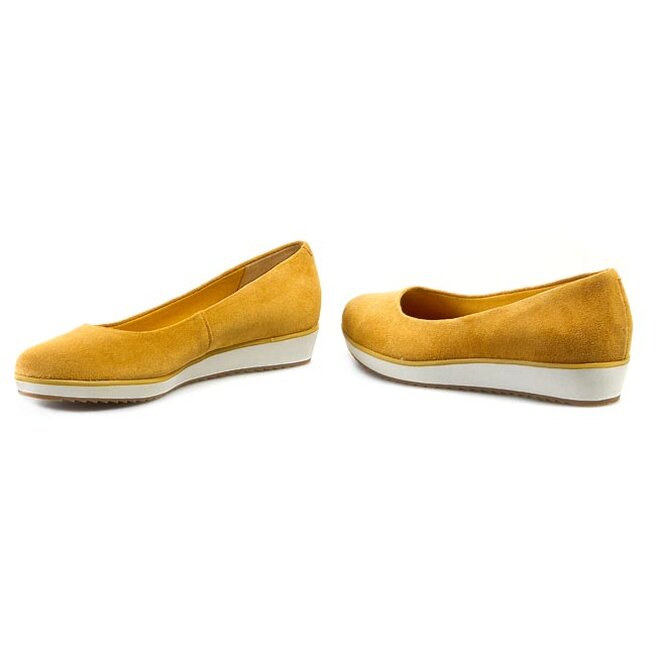 P buty Clarks Compass Zone 261069844 Honey Suede eobuwie .pl