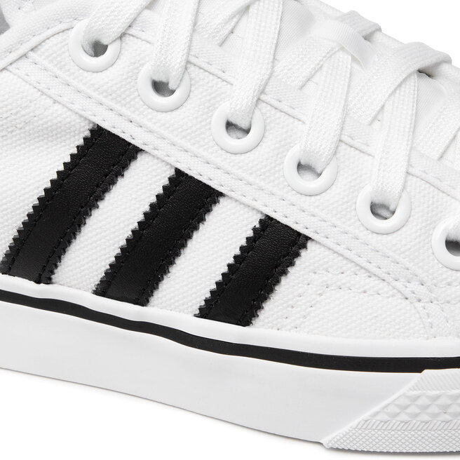 adidas Обувки adidas Nizza CQ2333 Ftwwht/Cblack/Ftwwht