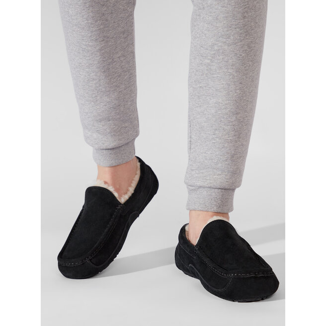Ugg m ascot deals