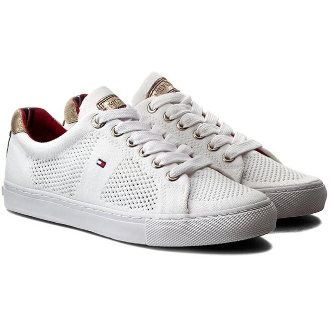 Tommy Hilfiger Félcipő Tommy Hilfiger Vali 2C FW56820828 Snow White/Gold 118