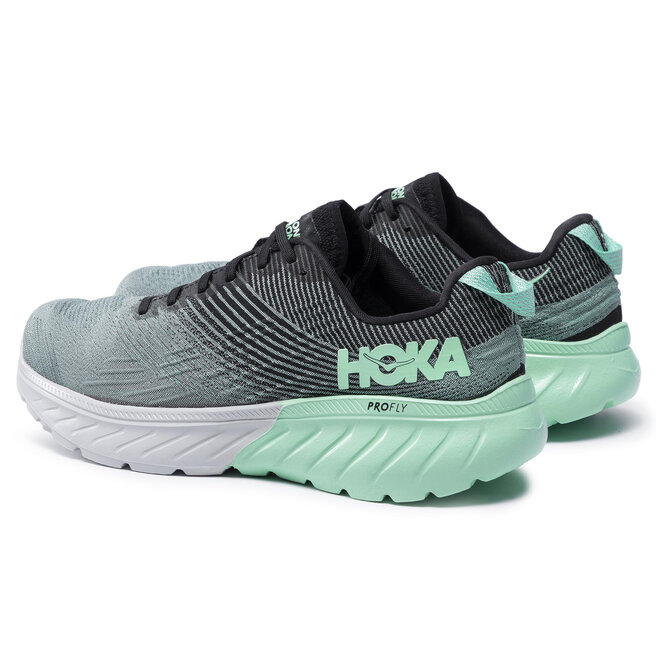 hoka mach 3