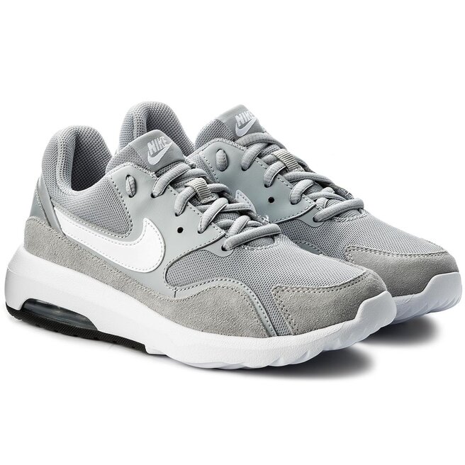 Nike air max nostalgic deals shoes