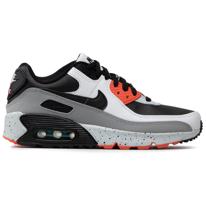 Nike 110 black and white clearance