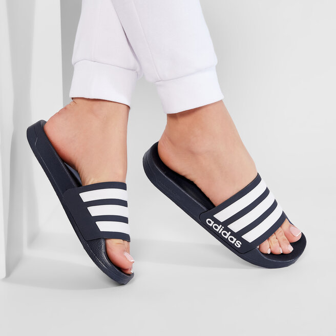 adidas Παντόφλες adidas adilette Shower AQ1703 Conavy/Ftwwht/Conavy