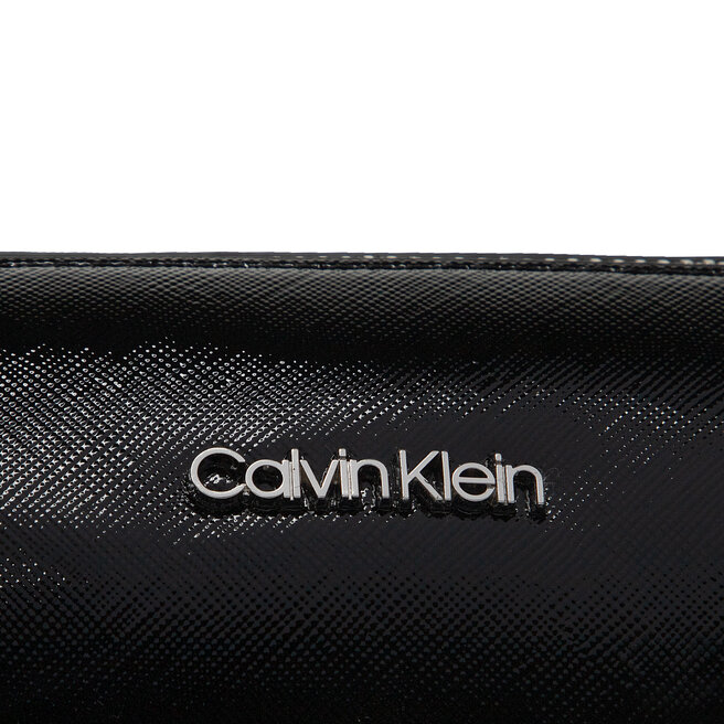 Calvin Klein Ročna torba Calvin Klein Ck Must Cylinder Crossbody Saff K60K609890 BAX