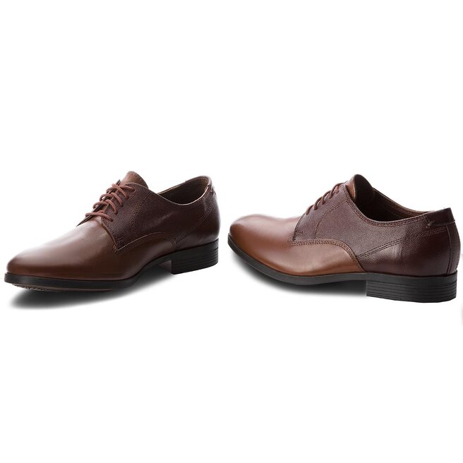 Gilmore walk hot sale clarks