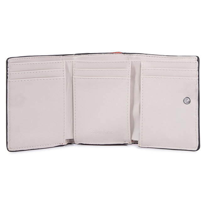 Calvin Klein Ajándékszett Calvin Klein Giftset Small Wallet + Keyfob K60K603817 801