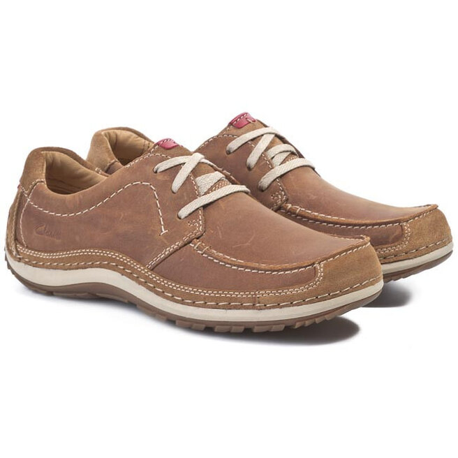 Clarks deals shiply way