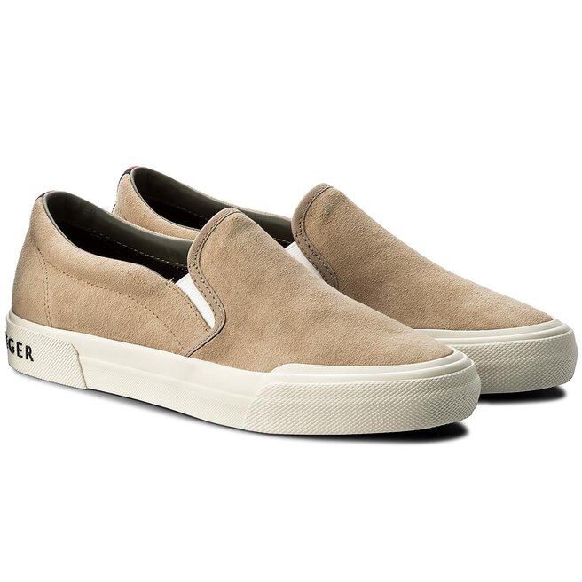 Tommy hilfiger heritage suede sneaker deals