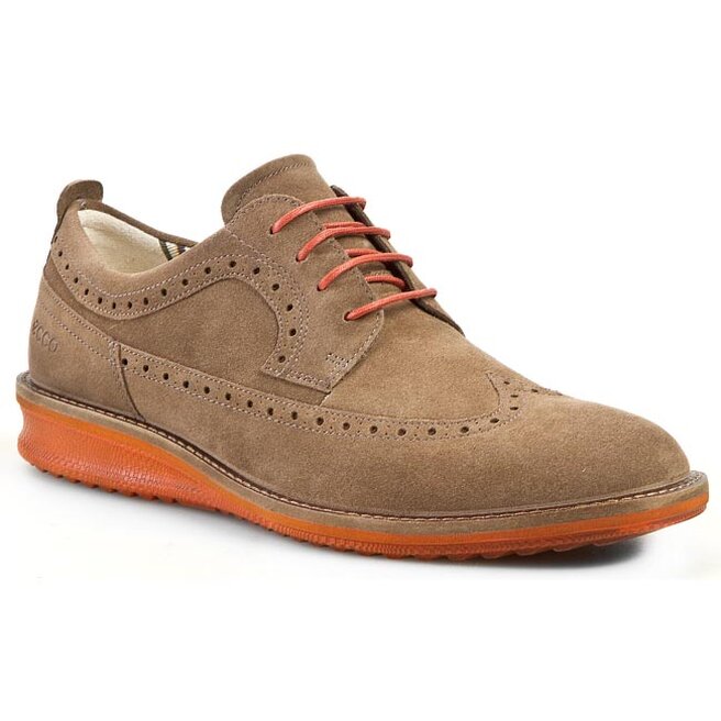 Ecco contoured new arrivals