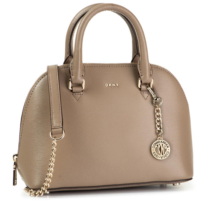 DKNY Táska DKNY Bryant Dome Chain Sa R93D3D74 Dune DUN
