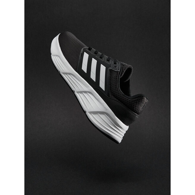 adidas Cipő adidas Galaxy 6 GW3848 Core Black/Cloud White/Core Black