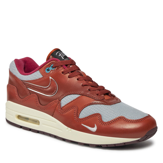 Nike air max negras suela marron outlet