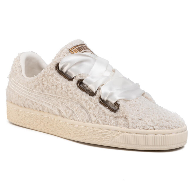 c Puma Basket Heart Teddy Wn s 367030 01 Whisper White