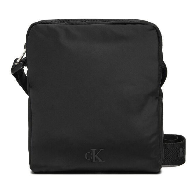 Saszetka Calvin Klein Jeans Over Webbing - Czarny