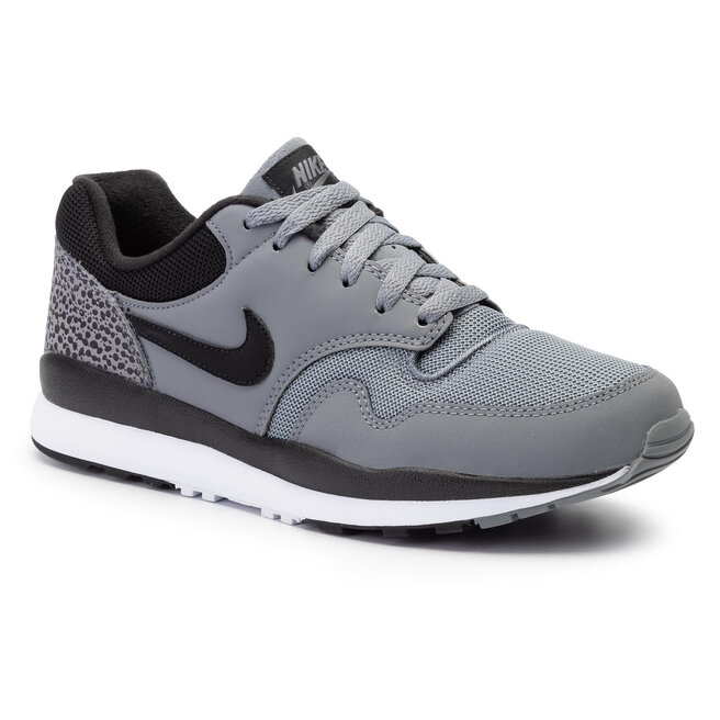árbitro simpatía Cadena Zapatos Nike Air Safari 371740 012 Cool Grey/Black White • Www.zapatos.es