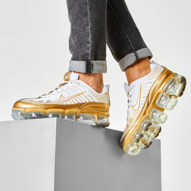 vapormax 360 gold and white