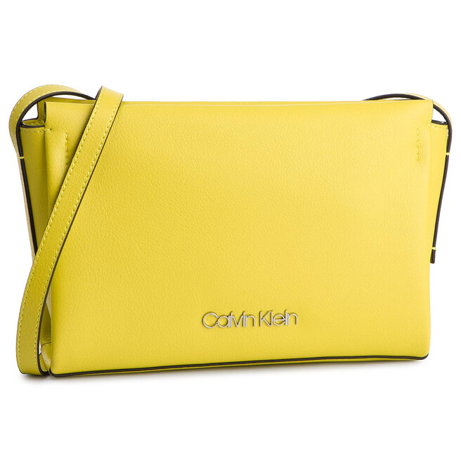 Calvin klein avant ew crossbody deals