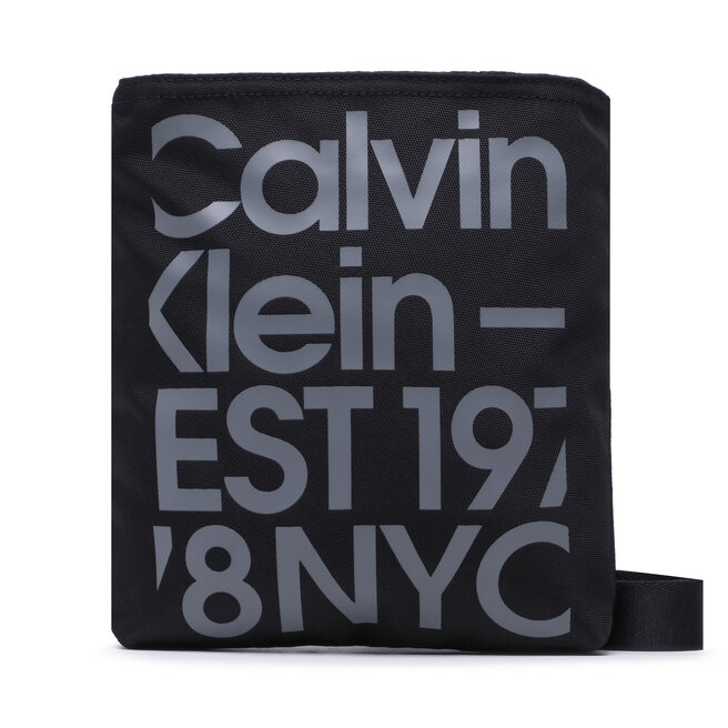 Saszetka Calvin Klein Jeans Sport Essentials Flatpack18 Gr - Czarny