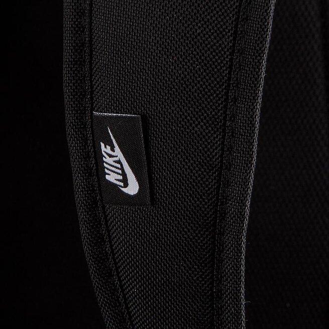 Mochila Nike BA4855 Negro •
