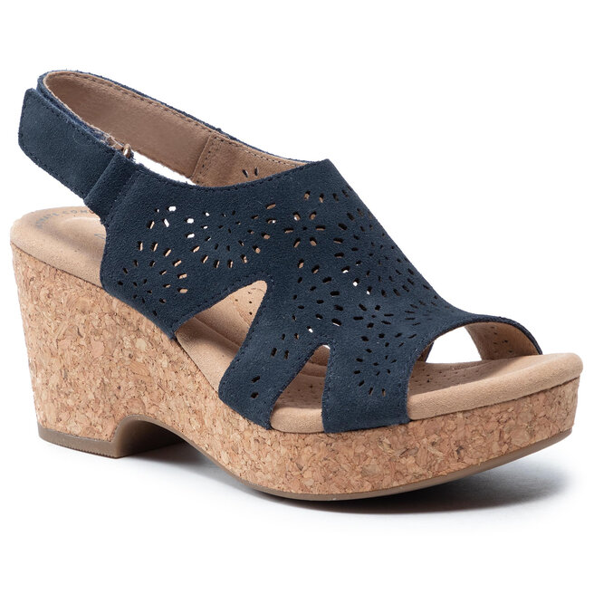 clarks giselle bay