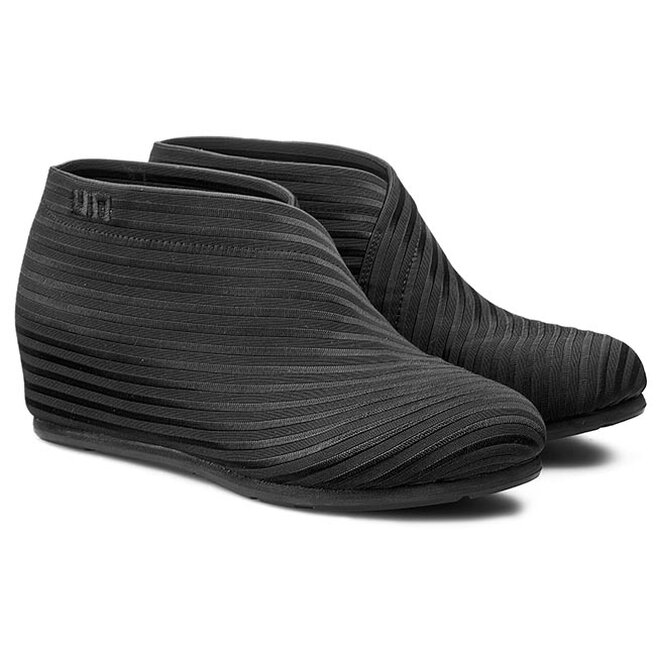 United nude hotsell fold lo