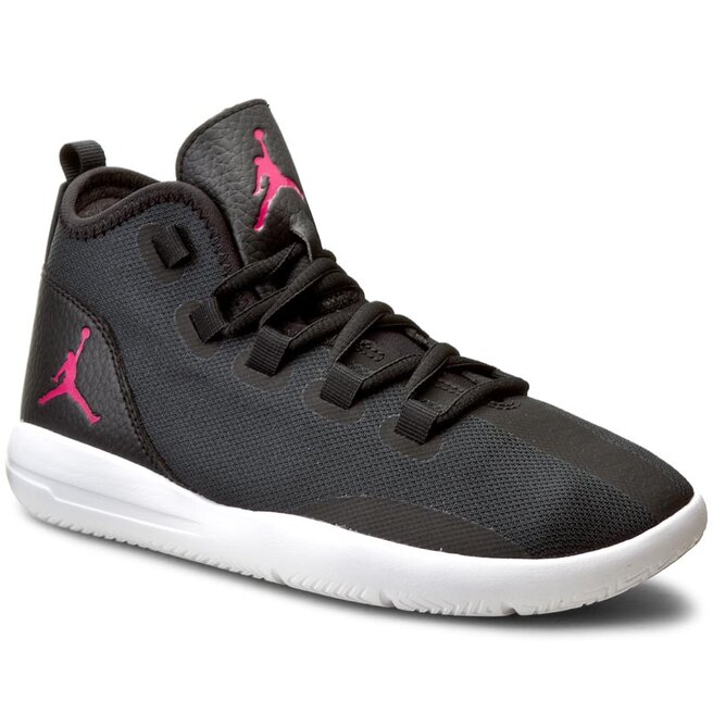 Jordan scarpe reveal new arrivals