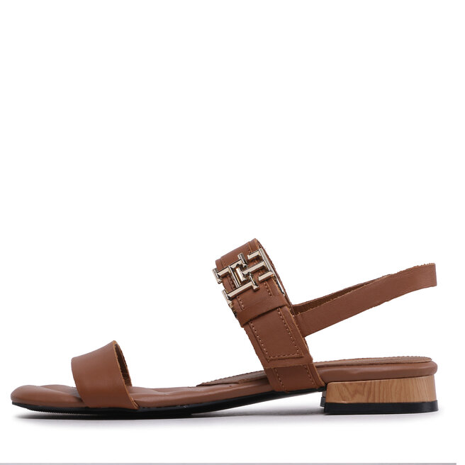 Tommy hilfiger deals king sandals
