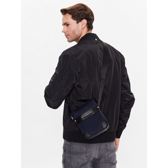 Tommy Hilfiger Geantă crossover Tommy Hilfiger Th Urban Nylon Mini Reporter AM0AM10570 DW6