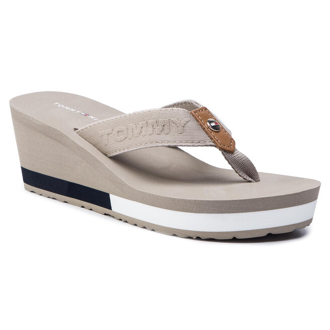 Tommy hilfiger 2025 flag wedge beach