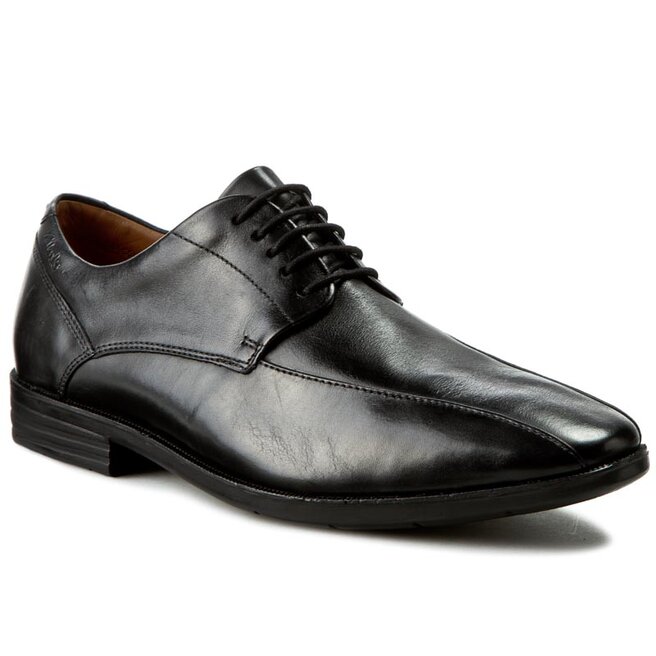 Clarks glenrise over store