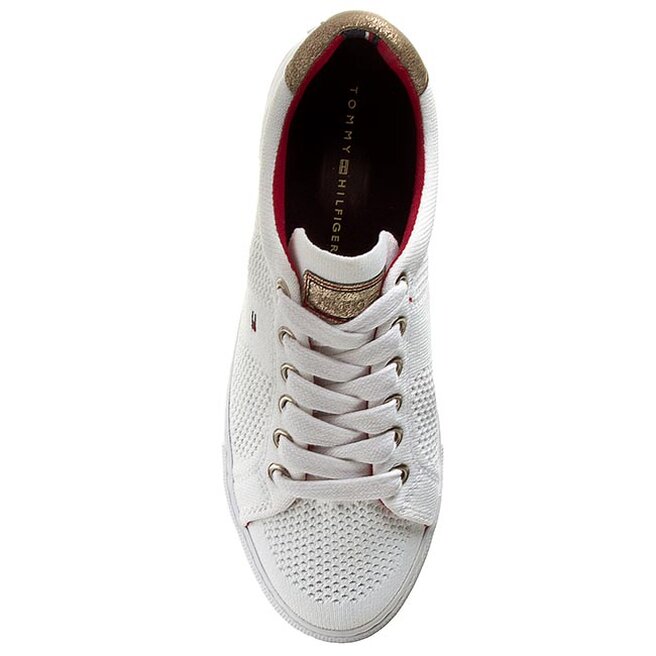 Tommy Hilfiger Félcipő Tommy Hilfiger Vali 2C FW56820828 Snow White/Gold 118