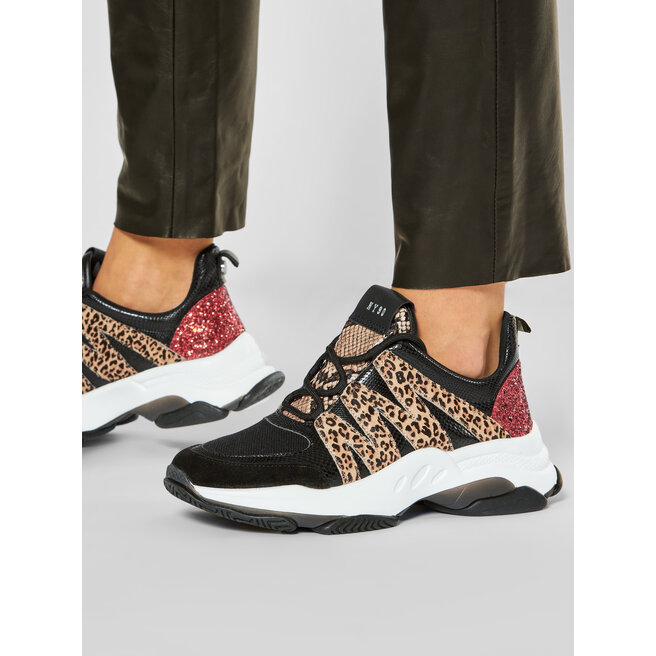 maximus steve madden