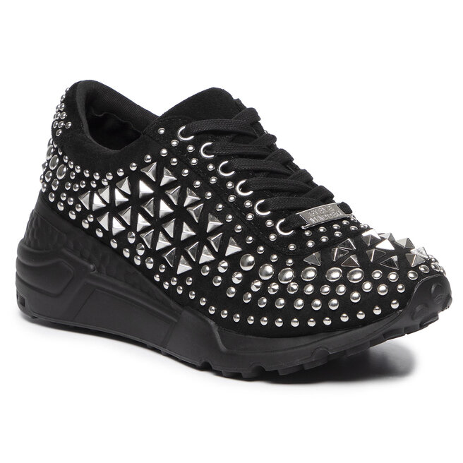 Steve sales madden carissa
