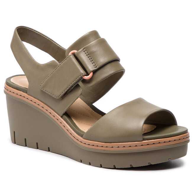 Palm stellar sandals top