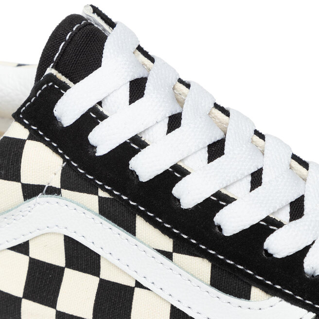 Vans primary sale