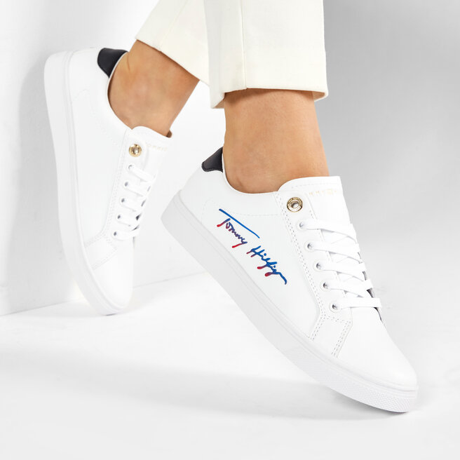 nike white and black wearallday trainers