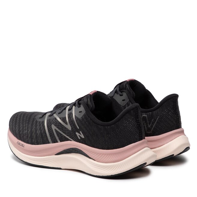 New Balance Boty New Balance FuelCell Propel v4 WFCPRCK4 Černá