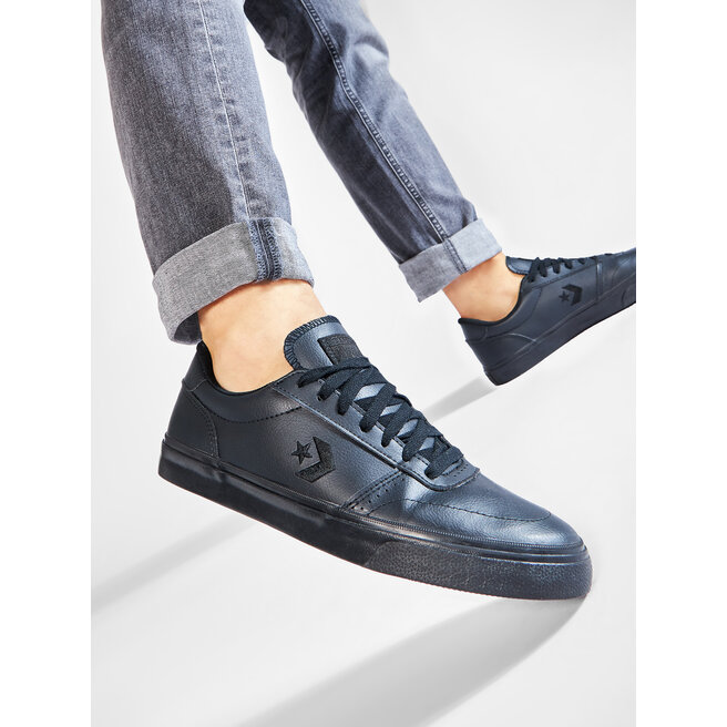 men's converse boulevard sneakers