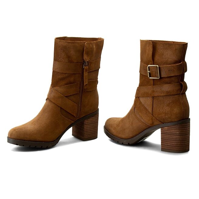 lenkov obuv Clarks Malvet Doris 261205144 Tan Suede eobuv.sk