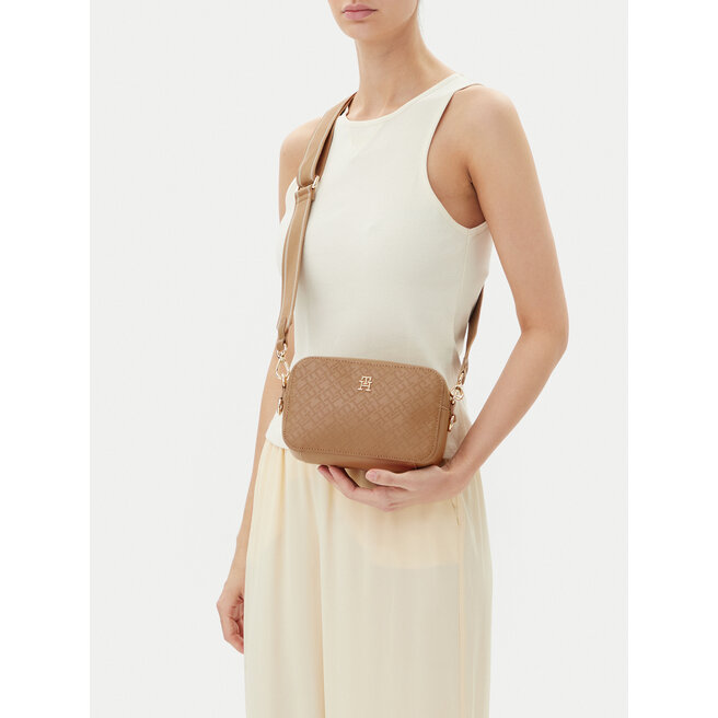 Torebka Tommy Hilfiger Th Distinct Camera Bag Mono AW0AW17221 Brązowy -