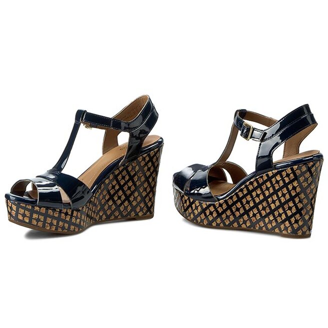 Clarks outlet amelia roma