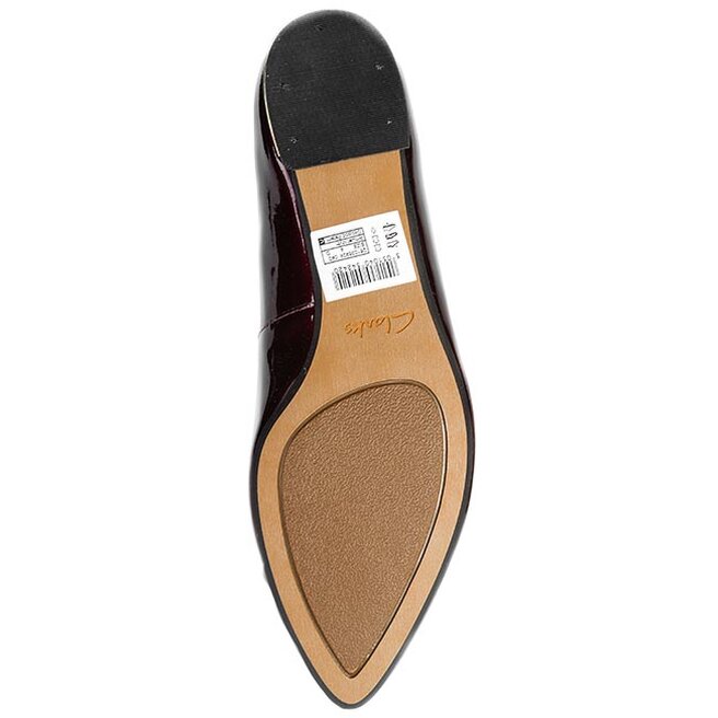 Clarks amulet deals